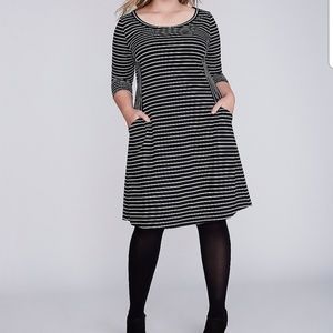 Lane Bryant. Knit dress with front pockets. 14/16